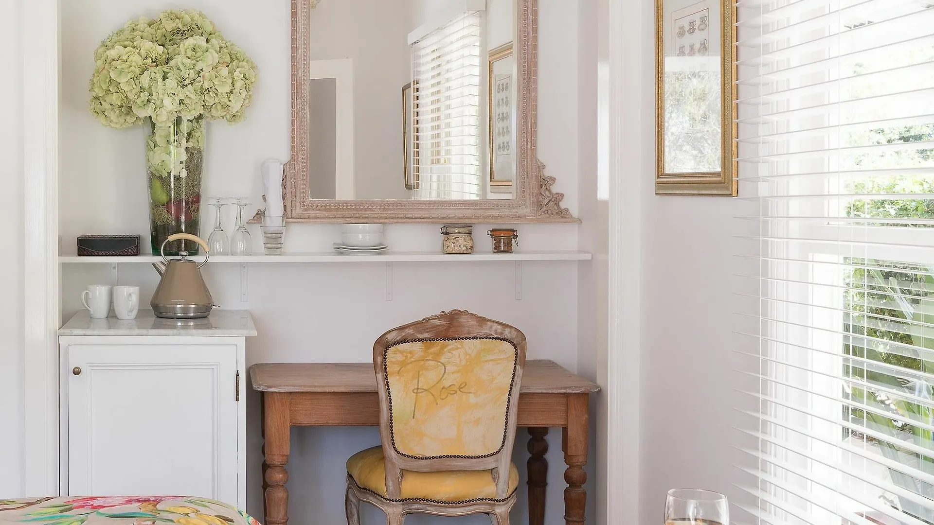 Abelia House Bed & Breakfast Byron Bay